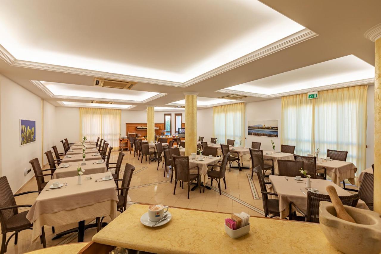 Hotel Sabbia d'Oro San Vito Lo Capo Esterno foto